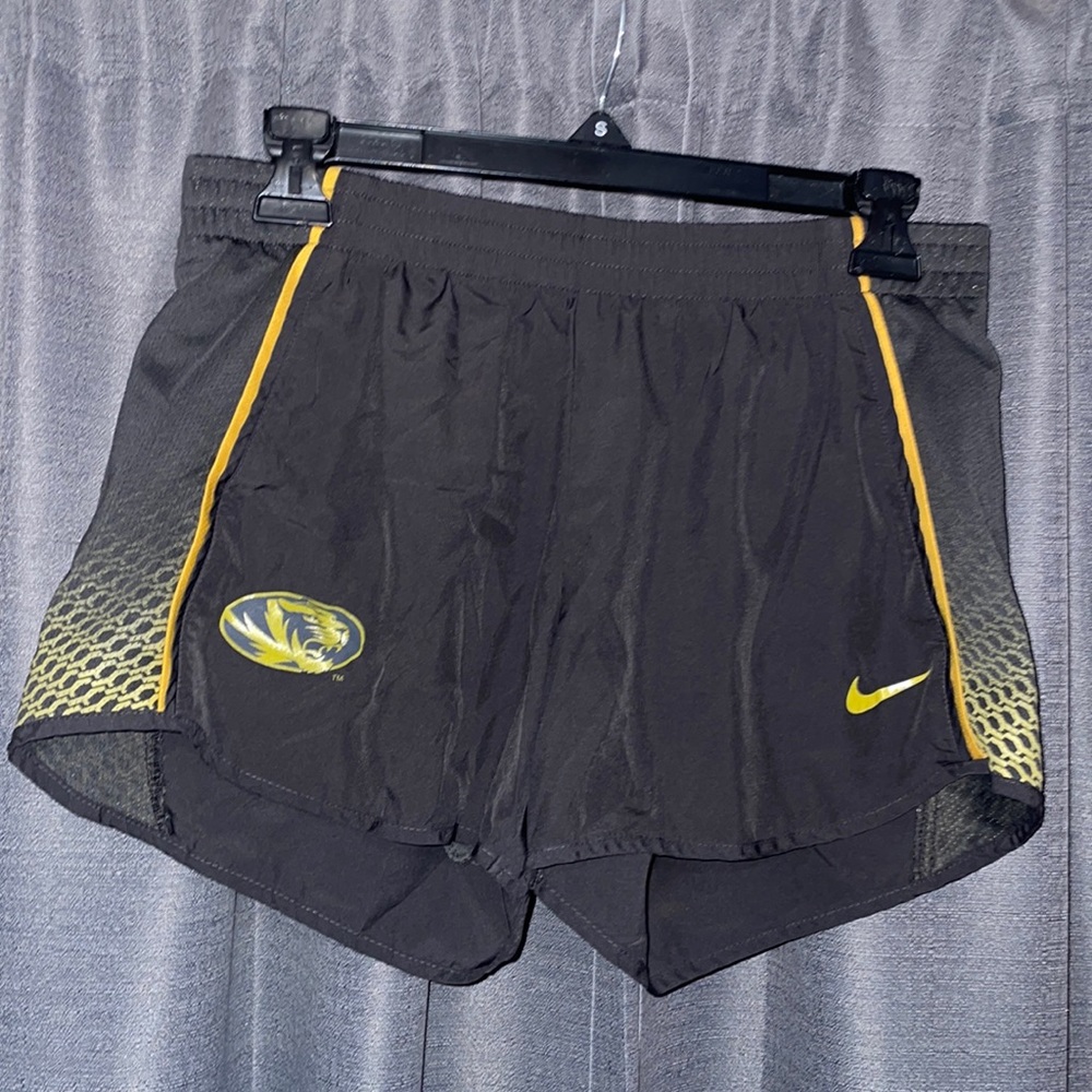 SM mizzouri nike shorts